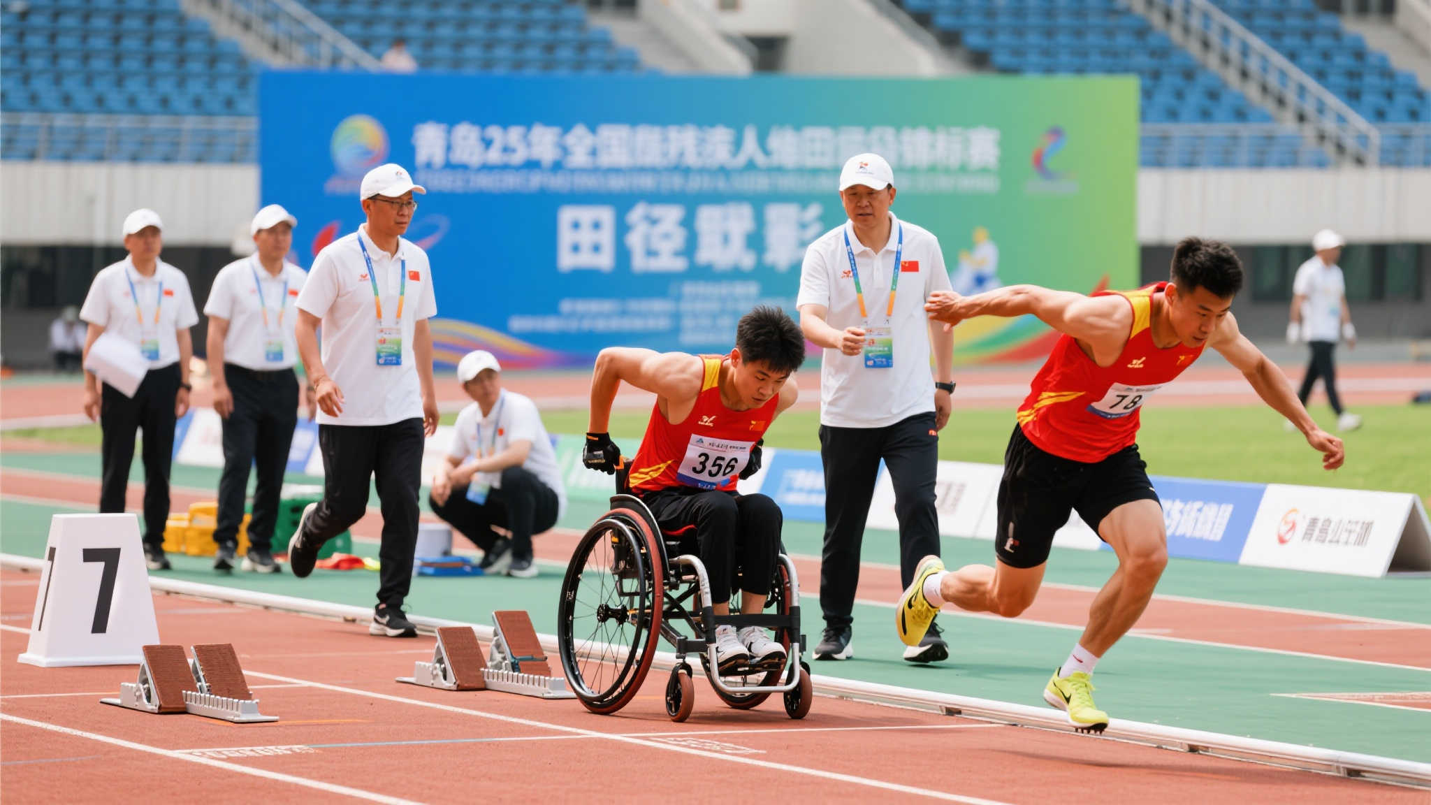 主教练格雷